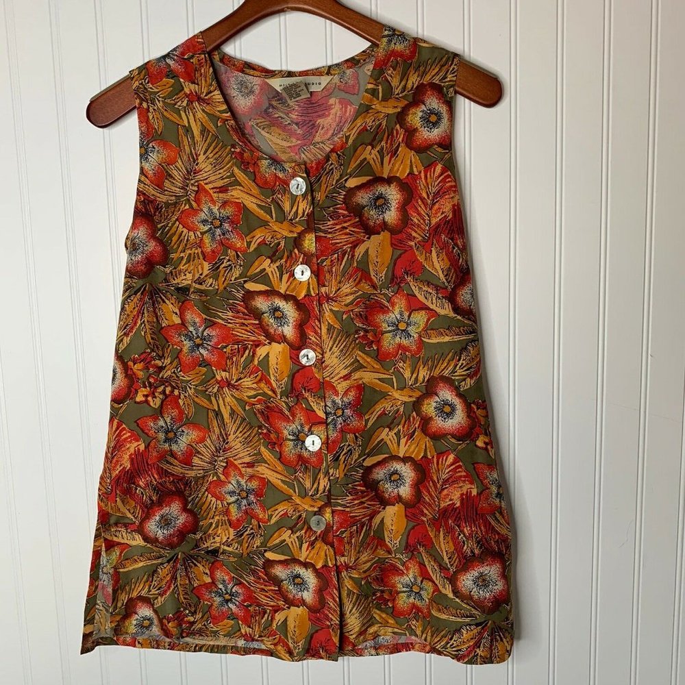 Melrose Studio 100% Silk sleeveless button front t